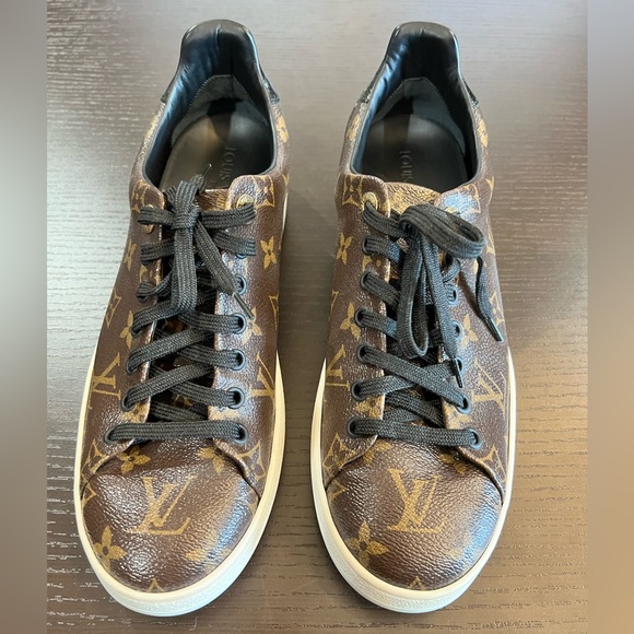 Louis Vuitton frontrow sneaker cacao. Size 40. - Picture 1 of 6